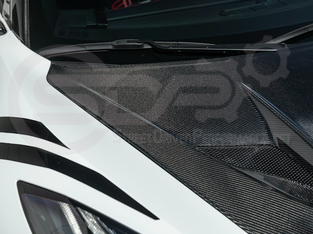 2020-PRESENT CHEVROLET CORVETTE C8 | ZR1 REPLICA STYLE DOUBLE SIDED CARBON FIBER FRONT VENTED HOOD